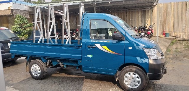 Xe tải thùng chở kính 990kg