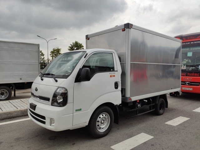 kia-k149-thung-kin-trang-1t9-1622102121