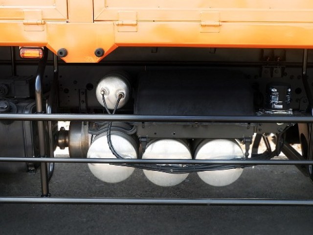 thaco-auman-c340-5-chan-1-gio-rut_06-1629800093